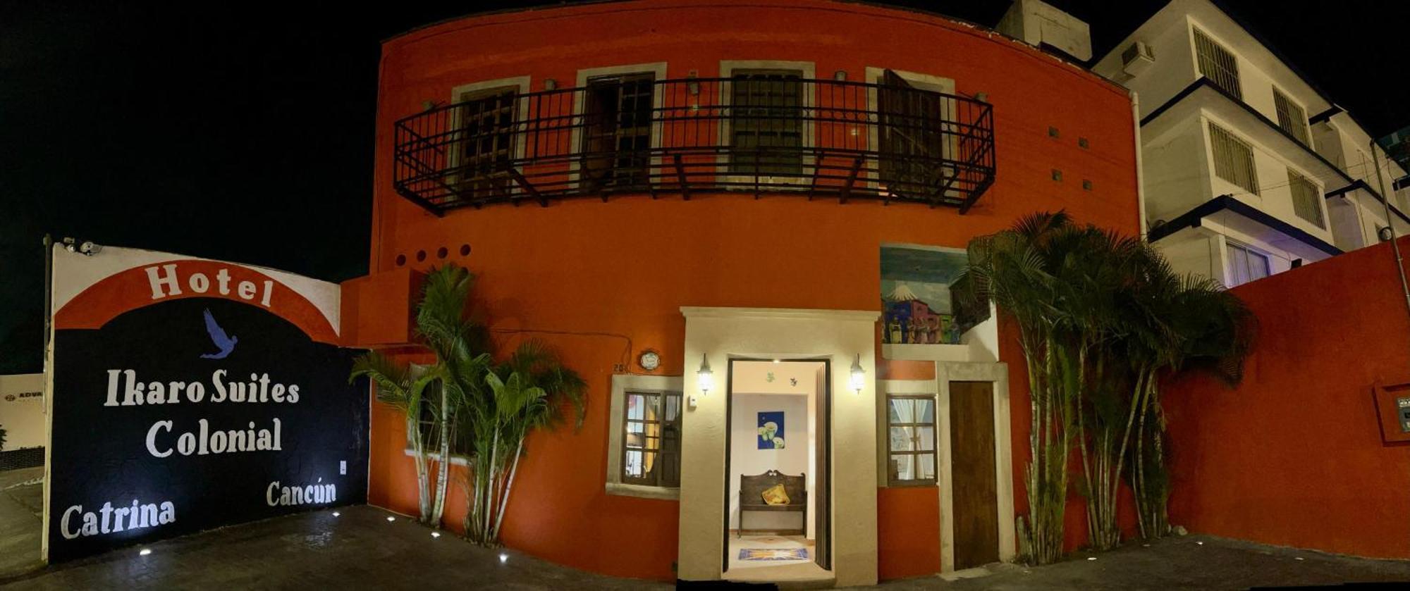 Ikaro Suites Colonial Cancún Extérieur photo