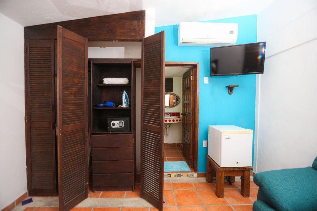 Ikaro Suites Colonial Cancún Extérieur photo