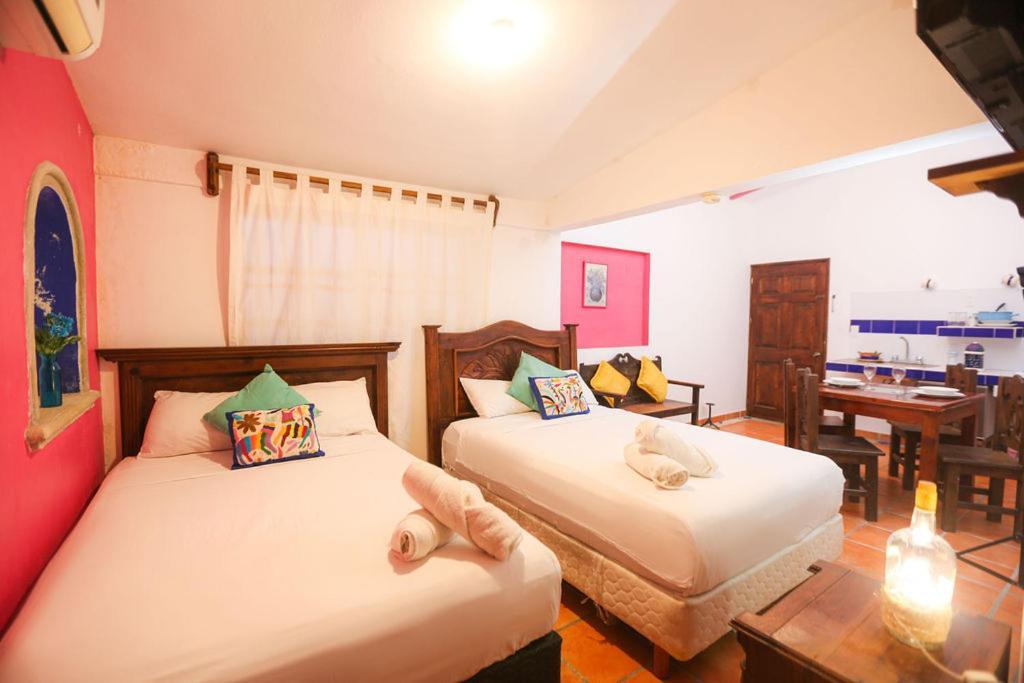 Ikaro Suites Colonial Cancún Extérieur photo