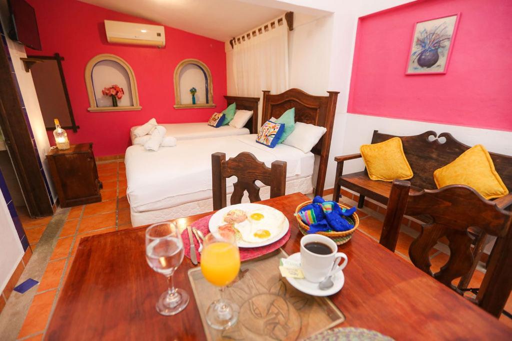 Ikaro Suites Colonial Cancún Extérieur photo