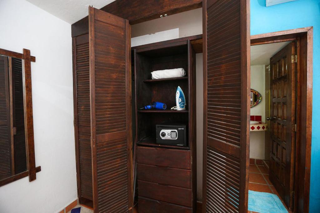 Ikaro Suites Colonial Cancún Extérieur photo
