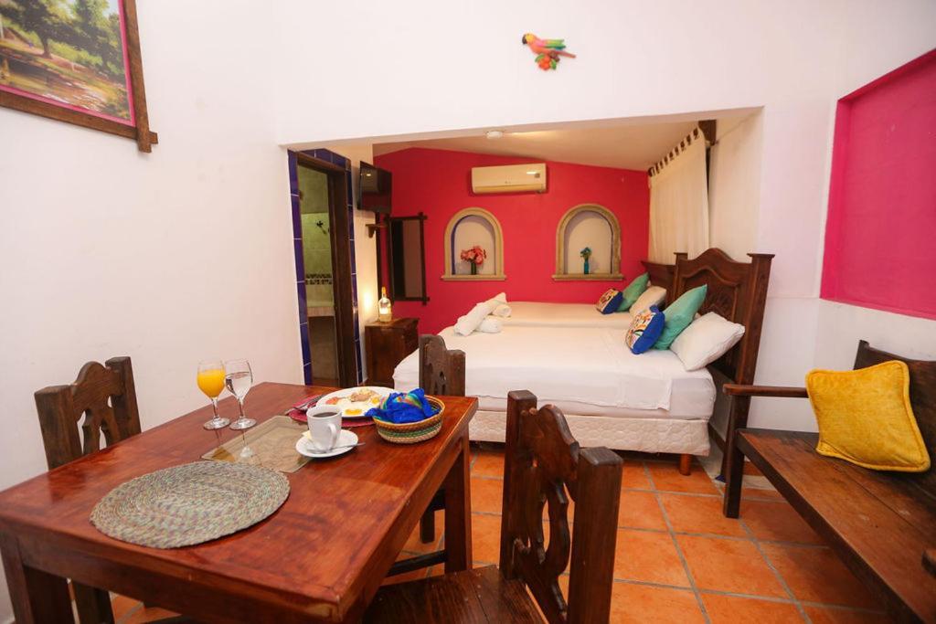 Ikaro Suites Colonial Cancún Extérieur photo